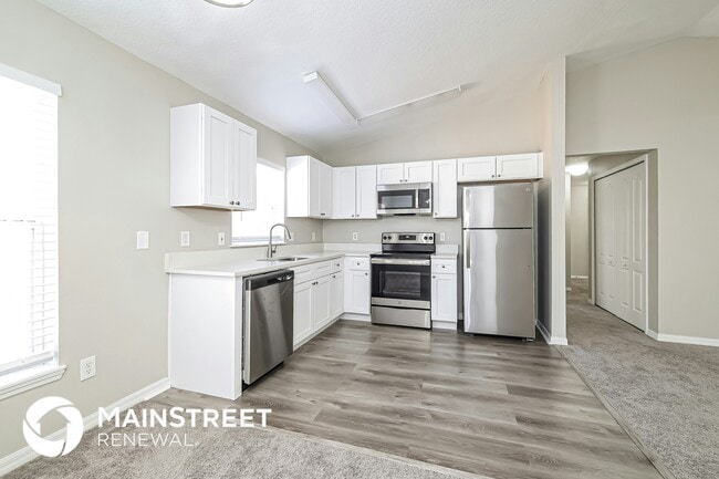 Photo - 1147 Royal Ridge Dr