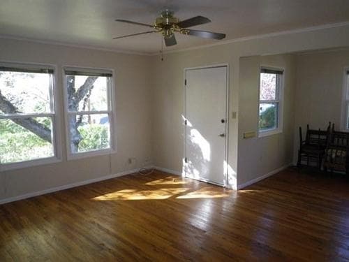 Photo - Downtown Sonora Gem!