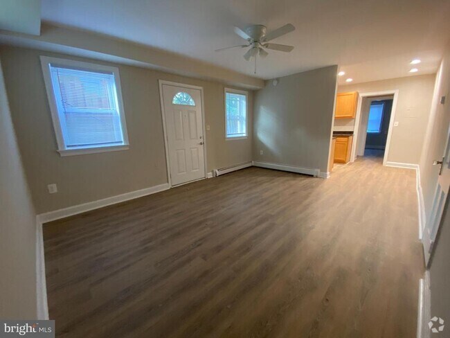 Building Photo - 8611 Flower Ave Unit T Rental