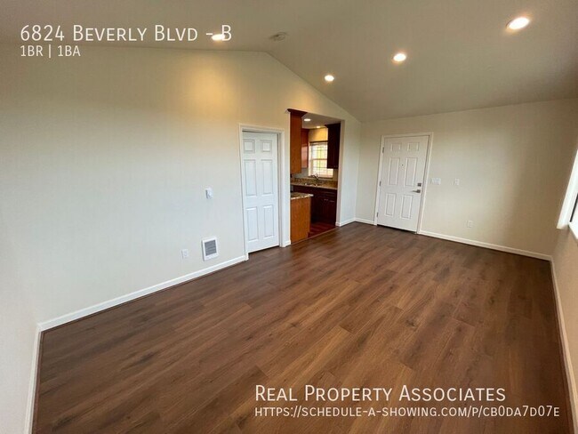 Photo - 6824 Beverly Blvd