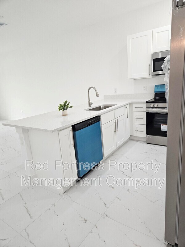 Photo - 5148 Centennial Blvd