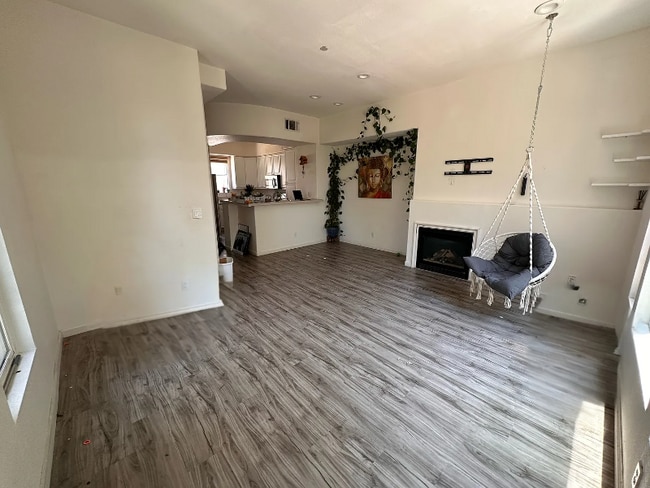 Building Photo - 830 Fire Walk Rental