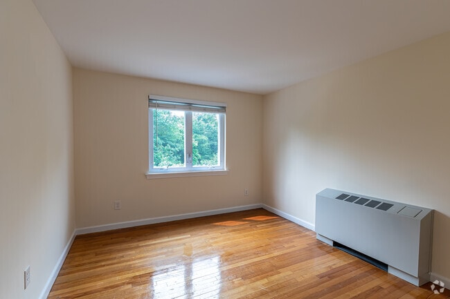 2BR, 2BA - Standard - Bedroom