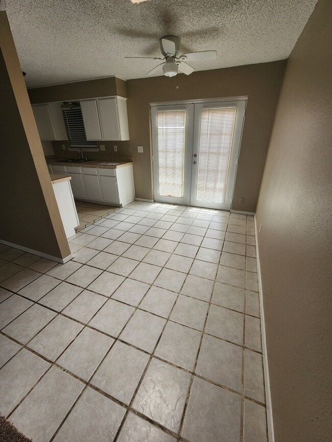 Photo - 3 bed 2 bath, 2 story townhome, 2 car garage