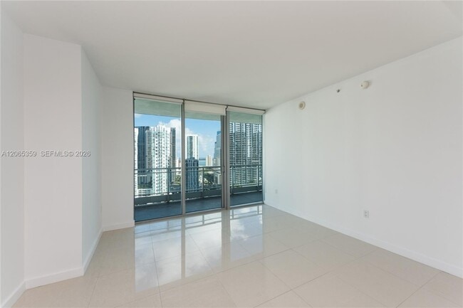 Photo - 92 SW 3rd St Unit 2812