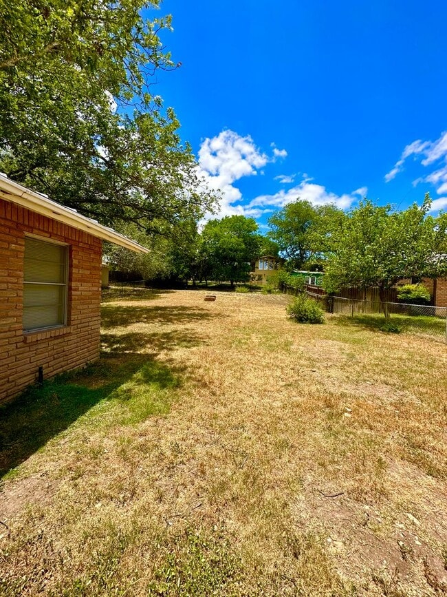 Photo - Charming 3/2 Home