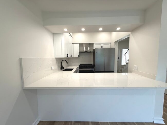 Photo - 7825 Darien Lakes Dr