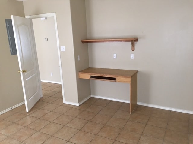 Photo - 2607 Cervantes Ave Unit 1