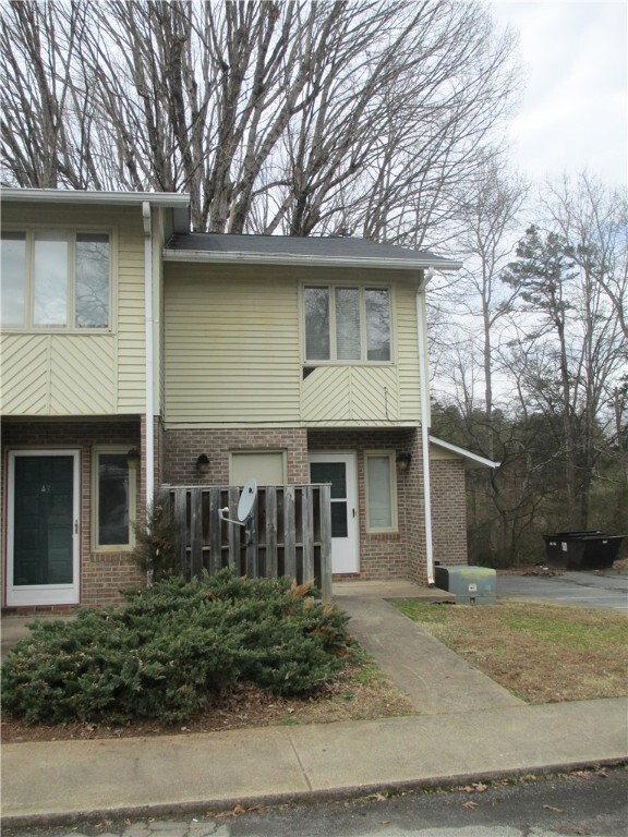 Photo - 200 Woody Rd Townhome