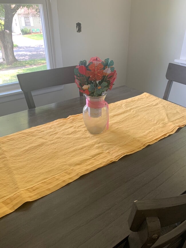 Photo - 801 N 77th Ave