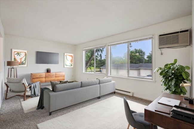 Two Bedroom B - 2 Bed / 1 Bath - 1,000 Sq.Ft.