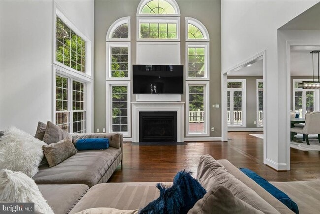 Photo - 743 Seneca Dr