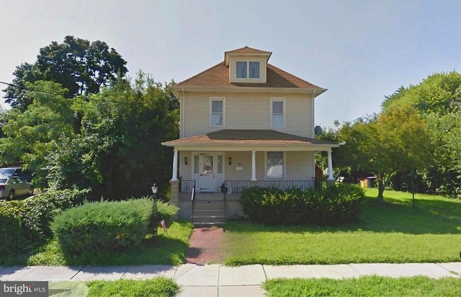 Building Photo - 30 12th Ave Rental