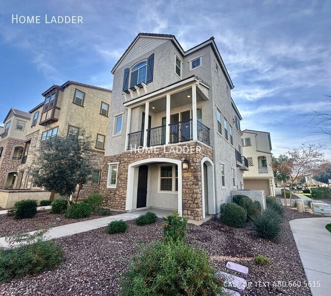 Building Photo - 1714 E Hampton Ln