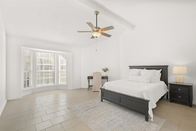 Building Photo - 3371 Continental Dr