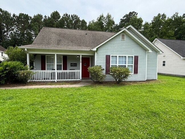 Building Photo - Charming, centrally located, 3 Bed 2 Bath ... Rental