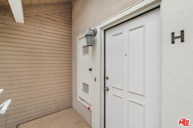 Photo - 3802 Dunford Ln Unidad H