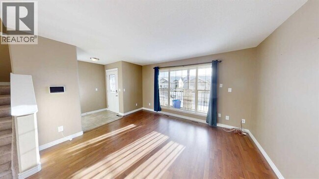 Photo - 11218-11269 69 Ave