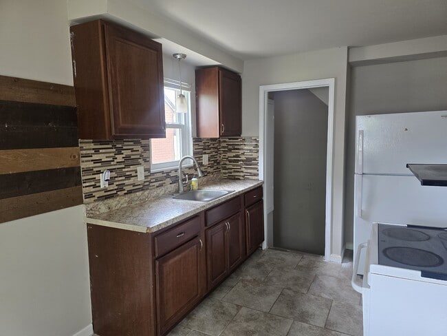Photo - 854 Harrison Blvd