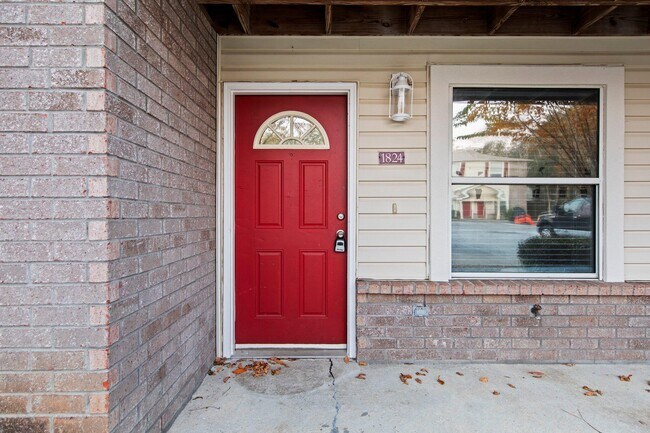 Photo - 1824 Shay-Lin Ct