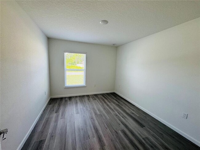 Photo - 72 Lancelot Dr