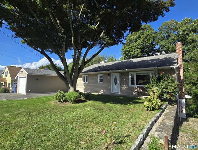 9 Lakeview Ave