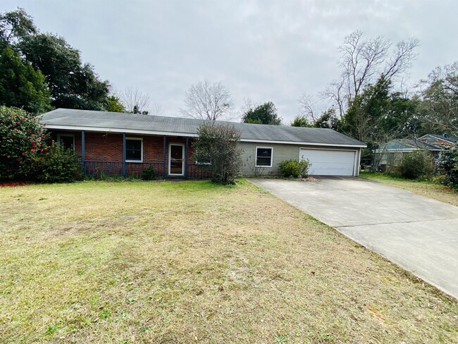 Building Photo - 4663 Rosewood Dr Rental