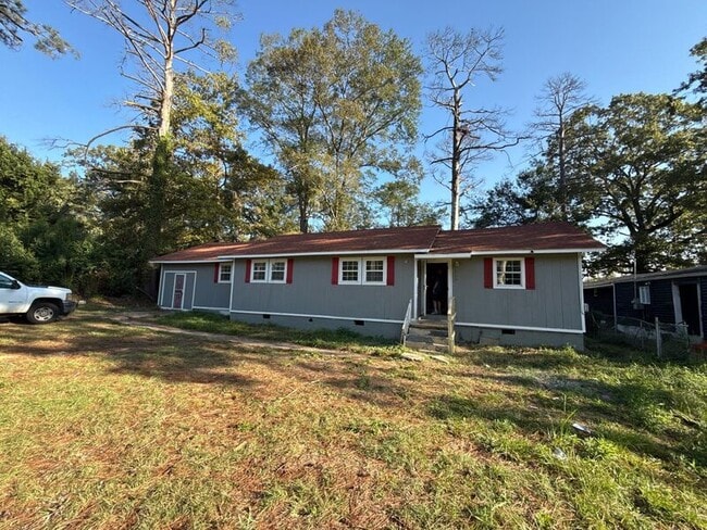 Building Photo - 110 Pine Lawn Pl