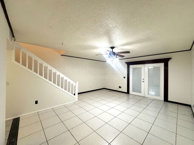 Photo - 4589 Lighthouse Cir