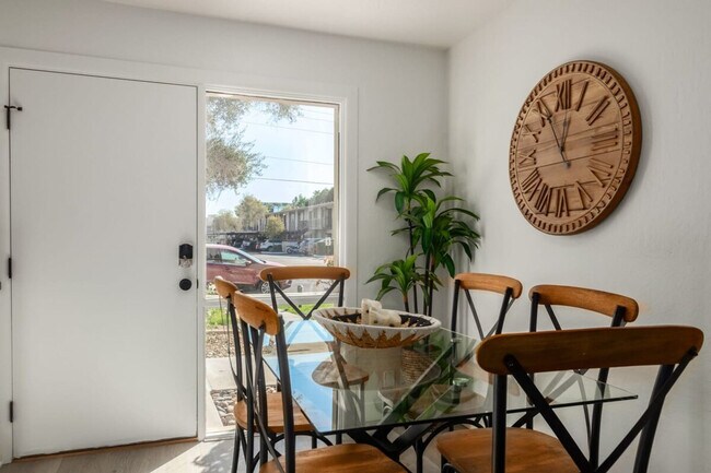4620 N 68th St Unit SI ID1558662P