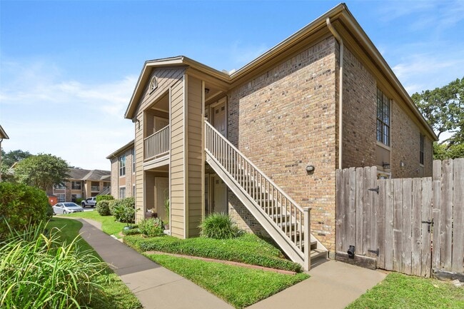 Photo - 1311 Antoine Dr