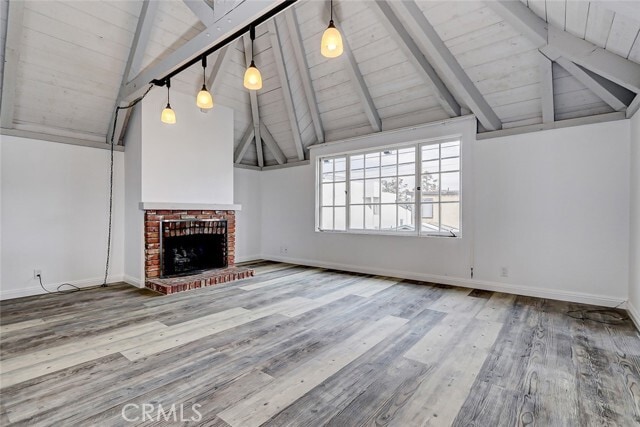 Photo - 2050 Loma Dr