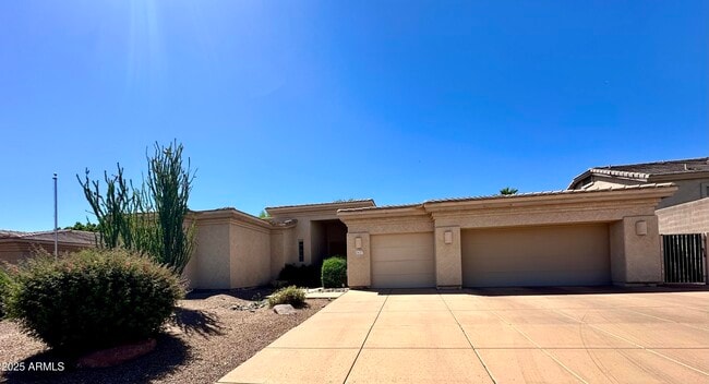 Photo - 2627 E Acoma Dr House