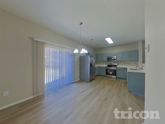 Photo - 8311 Ainsworth St