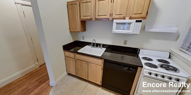 Photo - 195 Park Dr Unit 5