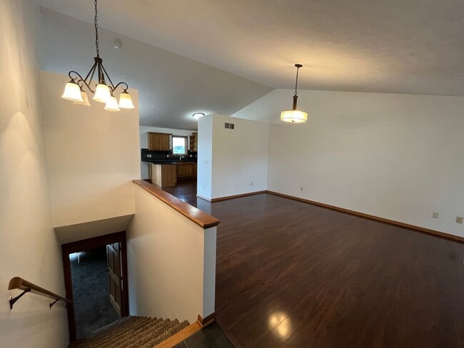 Photo - 8020 Renatta Dr