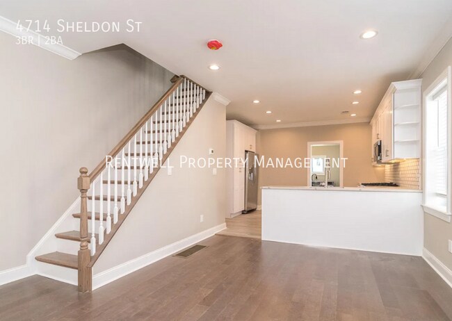 Photo - 4714 Sheldon St