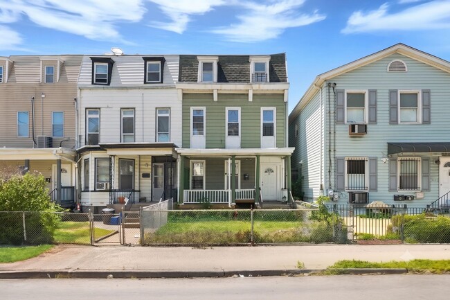 Building Photo - 69 Belmont Ave