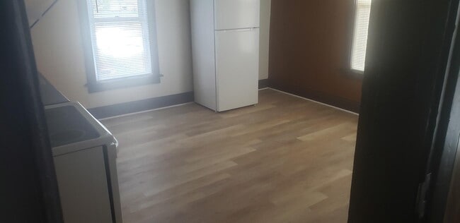 Photo - 1105 W Main St Unit 2nd floor