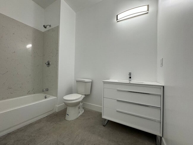 Photo - Cerrito Vista Apartments