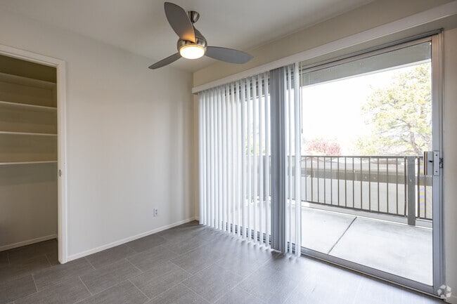 Kathleen 2BR, 1BA