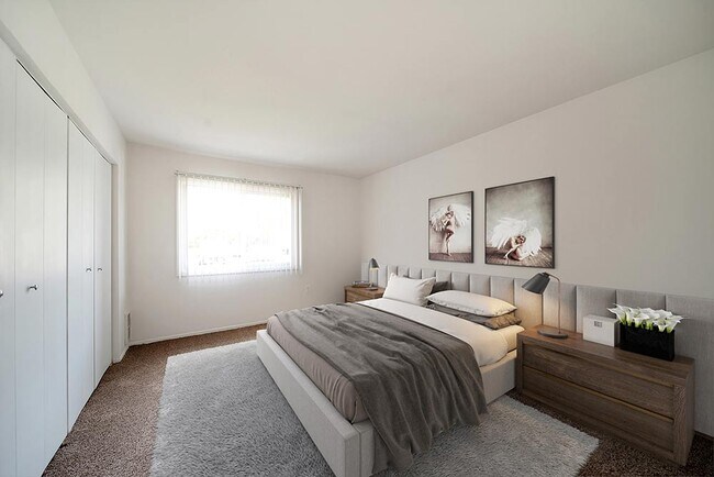 1 bedroom- bedroom area - Darlington Court Apartments