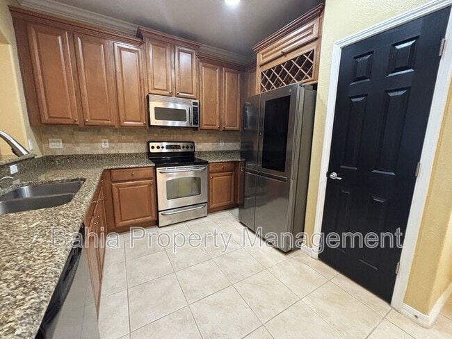 Photo - 14120 Oakham St