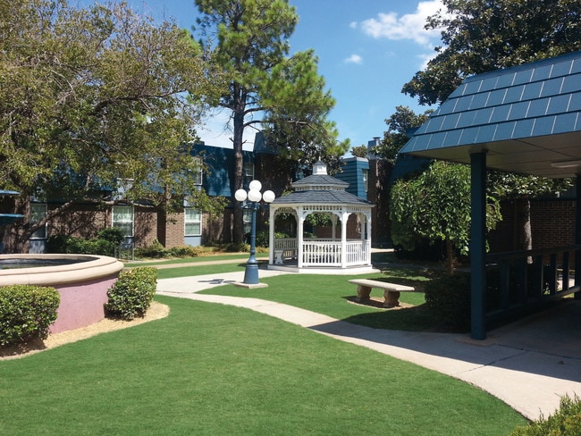 Photo - Pickwick Place