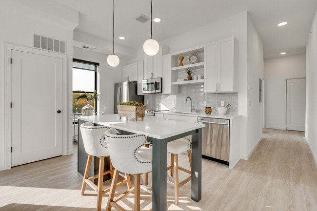 Photo - Linden Flats