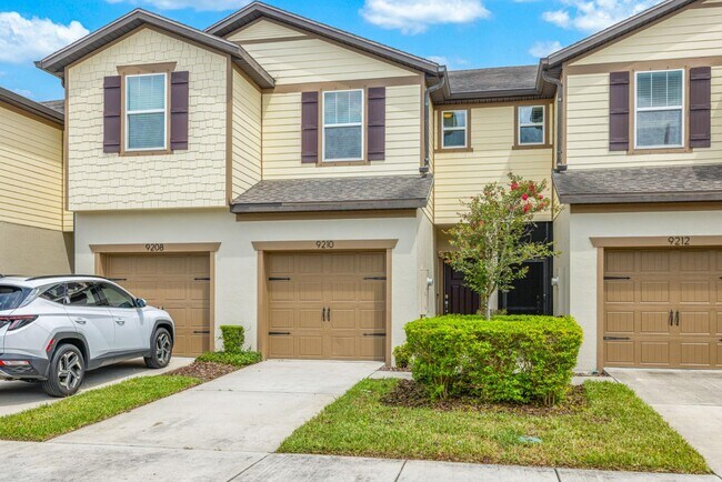 Photo - 9210 Hillcroft Dr
