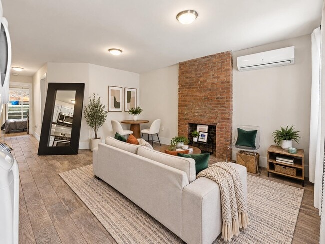 80 Bowers St Unit 2