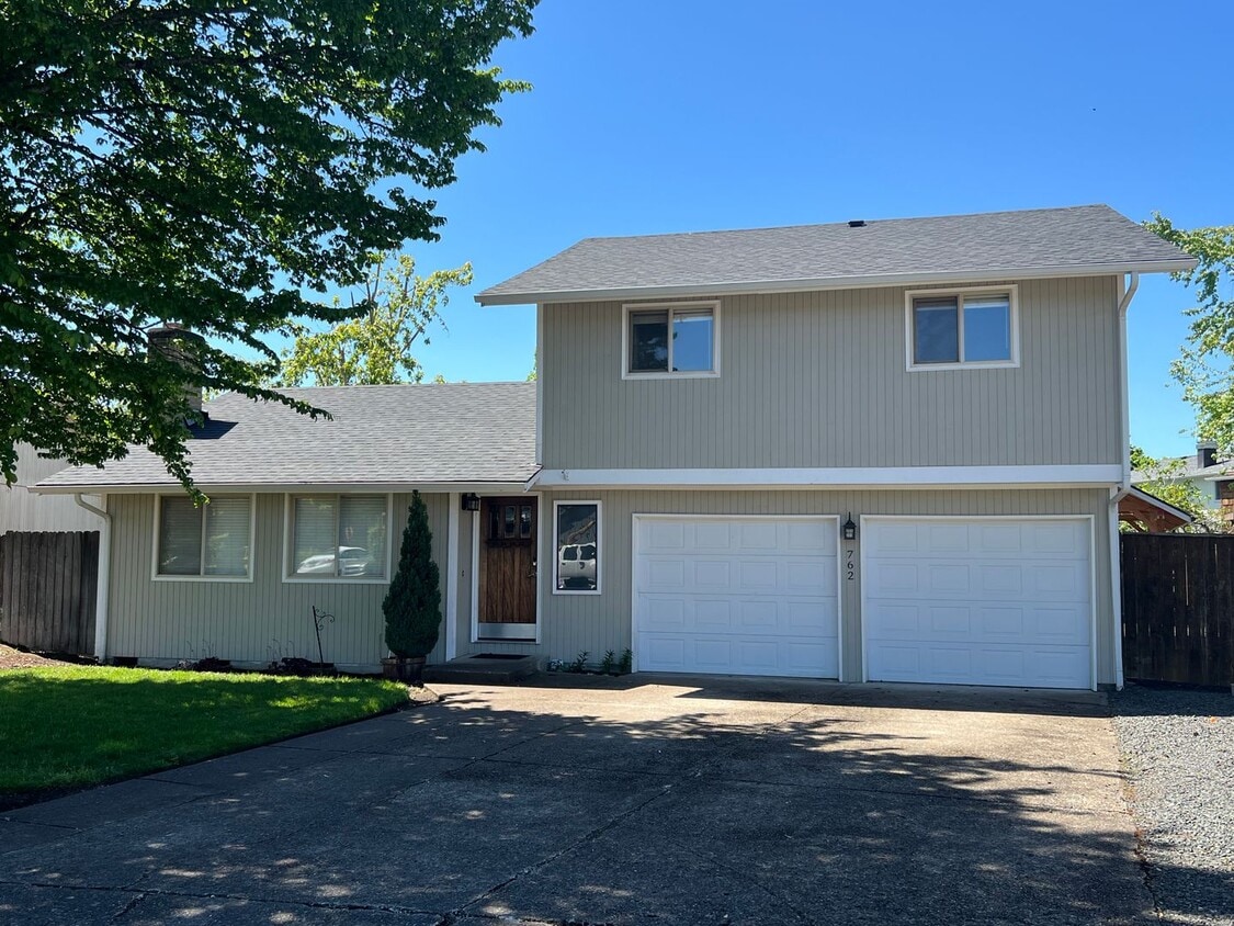 3 Bedroom / 2.5 Bath Home located in Sprin... - 3 Bedroom / 2.5 Bath Home located in Sprin...