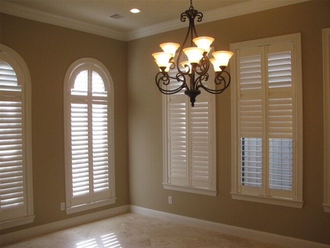 Photo - 4112 Blossom St