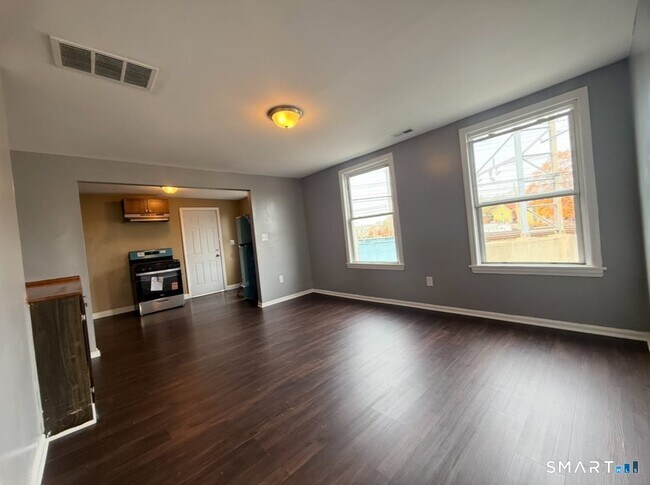 Photo - 26 Clarence St Unit 2